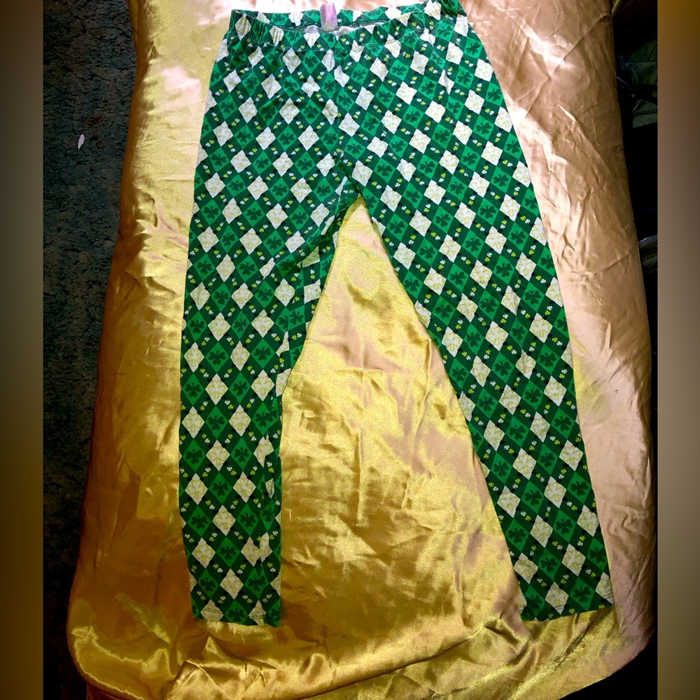 No boundaries St. Patrick’s leggings